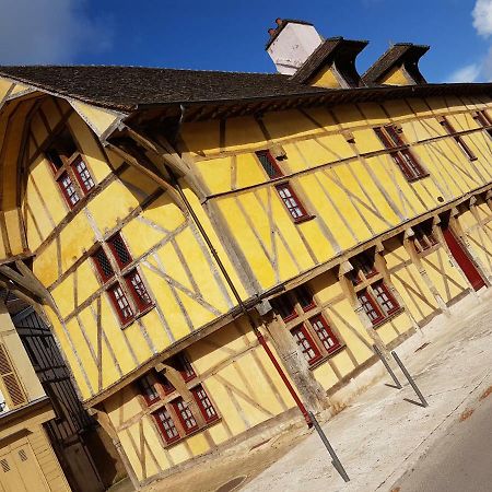 Appartement Du Vieux トロワ エクステリア 写真
