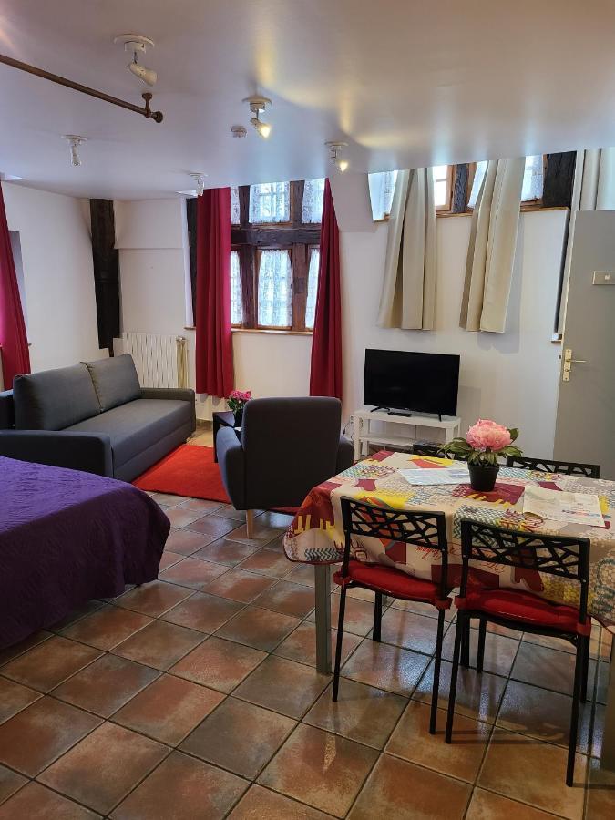 Appartement Du Vieux トロワ エクステリア 写真
